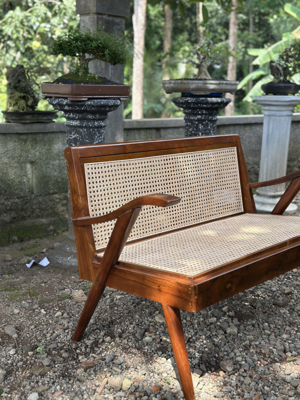 Bench Kayu Jati Anyaman Rotan Teras