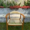 Kursi Lengan Rotan Retro
