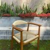 Kursi Lengan Rotan Retro